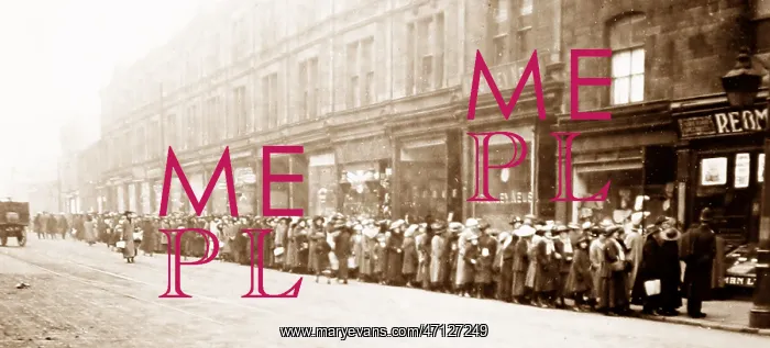  : Sugar queue in Keighley in 1917