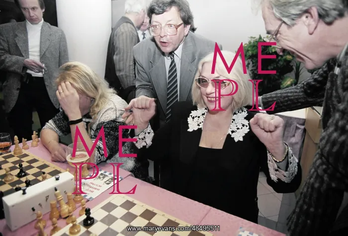 : Suicide chess tournament : Suicide chess tournament