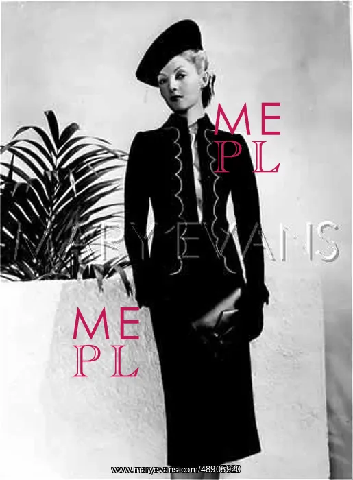 : SUIT WITH PIPED DETAIL : SUIT WITH PIPED DETAIL