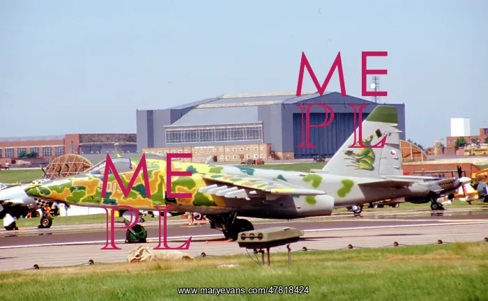 : Sukhoi Su-25K 9013 : Sukhoi Su-25K 9013