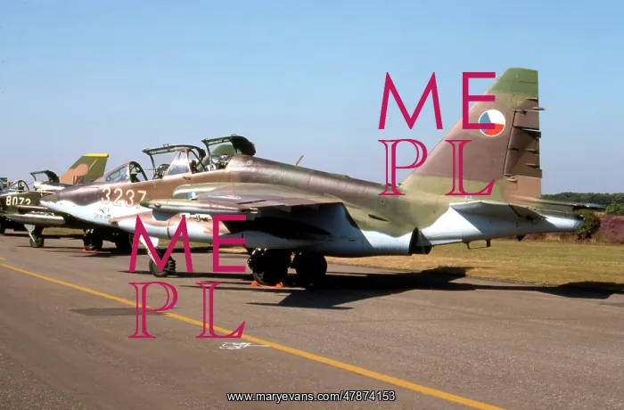 : Sukhoi Su-25UBK 3237 : Sukhoi Su-25UBK 3237