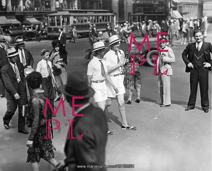  : Summer fashion, 1930