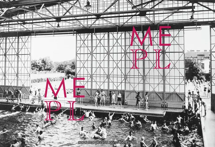 : Summer pool on Hohe Warte in Vienna : Summer pool on Hohe Warte in Vienna