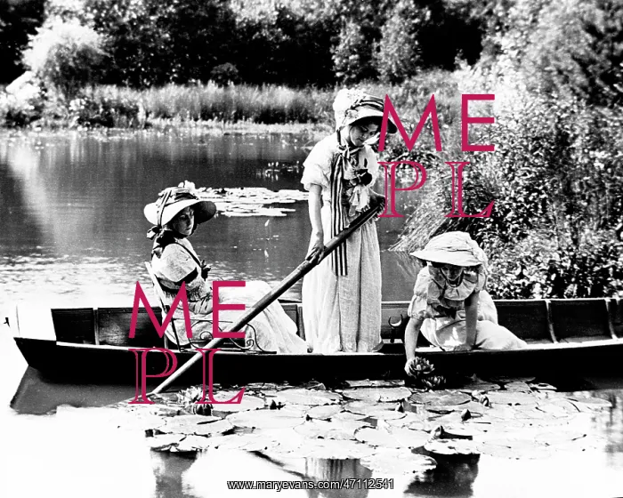  : A Summer's Day Victorian period