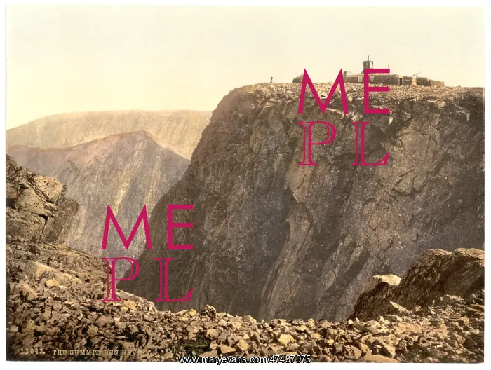 : The summit, Ben Nevis, Fort William, Scotland : The summit, Ben Nevis, Fort William, Scotland