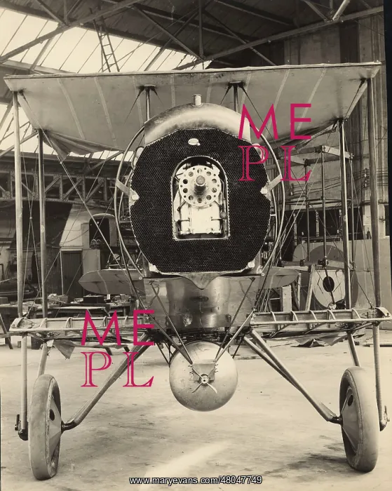 : The Sunbeam-Coatalen Arab I engine installation on a Sopwith : The Sunbeam-Coatalen Arab I engine installation on a Sopwith