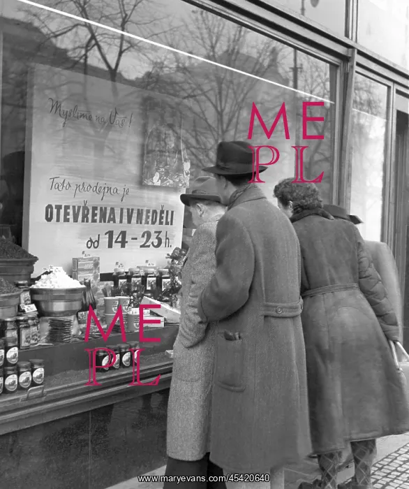 : Sunday hours : Sunday hours