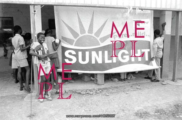 : Sunlight Shop near Weenen : Sunlight Shop near Weenen