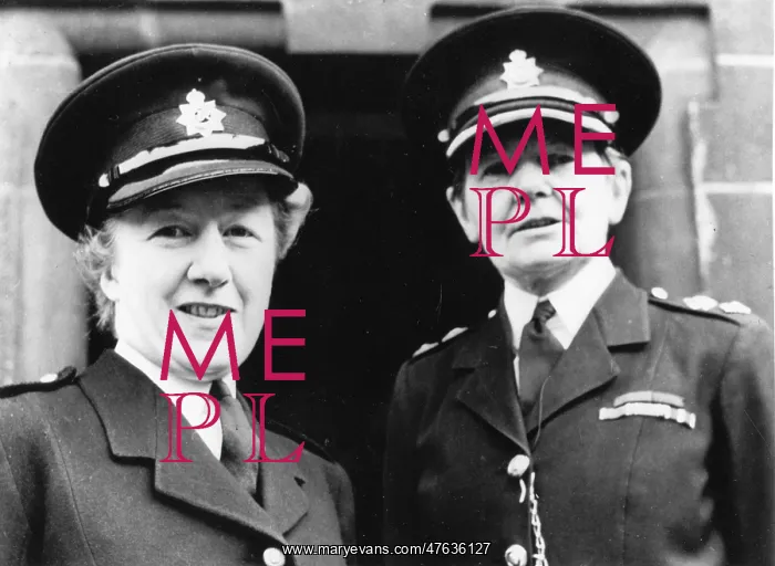 : Superintendent Peto and Chief Superintendent Barker : Superintendent Peto and Chief Superintendent Barker