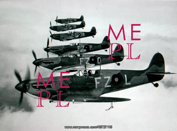  : Supermarine Spitfire Ia sextet aloft