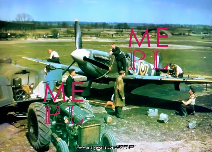 : Supermarine Spitfire IX-being armed and pre flighted of : Supermarine Spitfire IX-being armed and pre flighted of