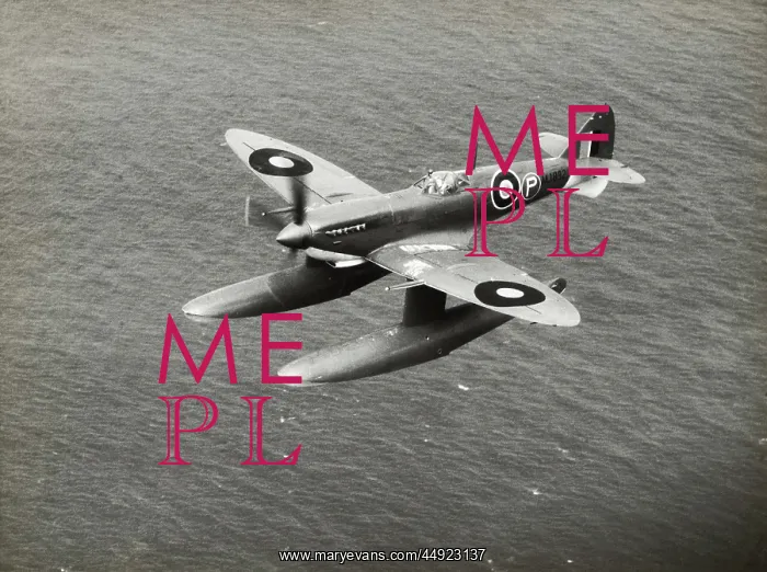: Supermarine Spitfire LF-9 / LF-IX Floatplane : Supermarine Spitfire LF-9 / LF-IX Floatplane