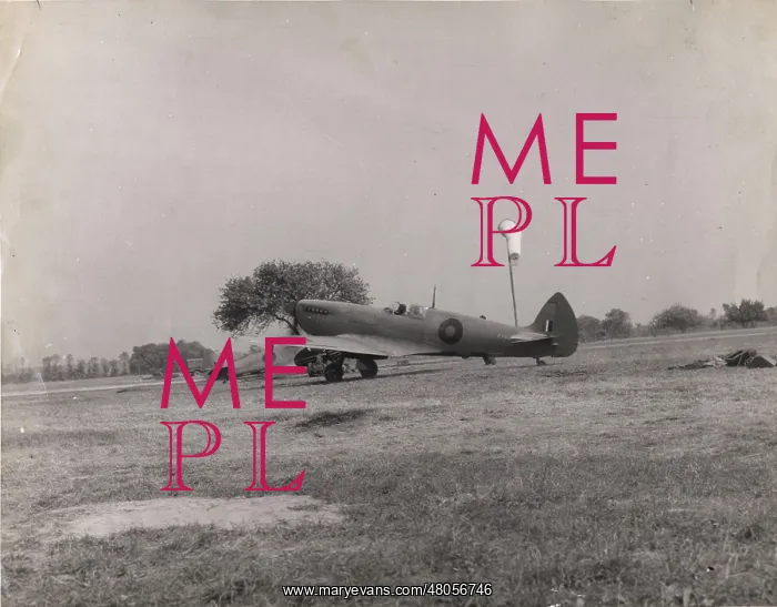 : Supermarine Spitfire PRXI : Supermarine Spitfire PRXI