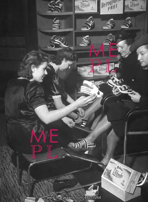 : Supply of clothes, substitutes, shoe store, 1940 : Supply of clothes, substitutes, shoe store, 1940