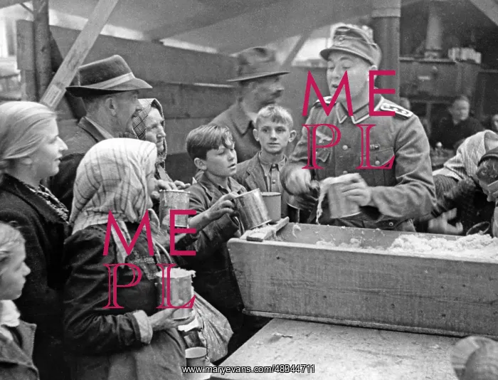 : Supply of the population in the Sudetenland, 1938 : Supply of the population in the Sudetenland, 1938