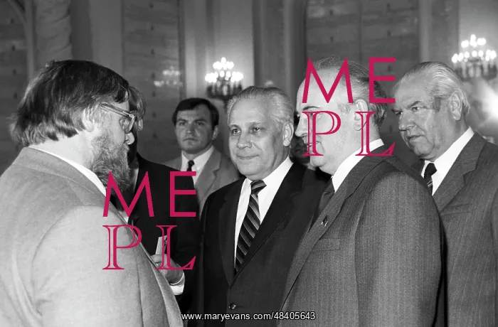 : Supreme Soviet Chairman Gorbachev talks to Valentin : Supreme Soviet Chairman Gorbachev talks to Valentin
