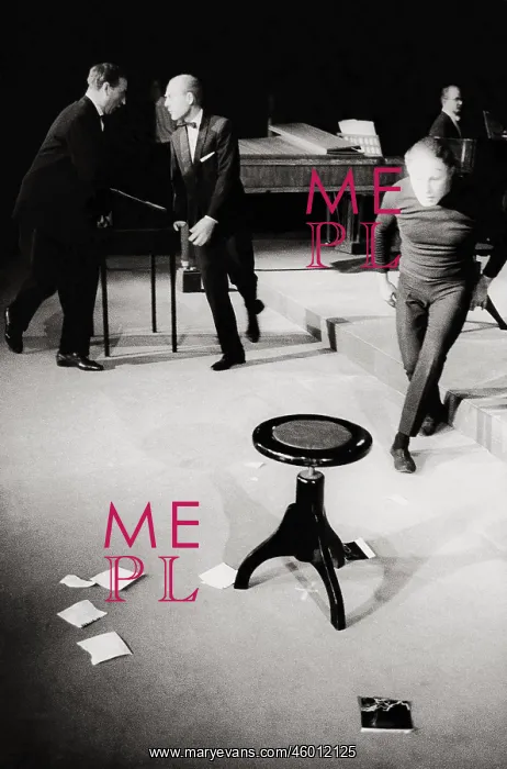 : Sur Scene - by Mauricio Kagel : Sur Scene - by Mauricio Kagel