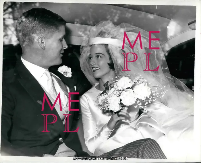 : Susan Pratt and Bob Hoffman, wedding in London : Susan Pratt and Bob Hoffman, wedding in London