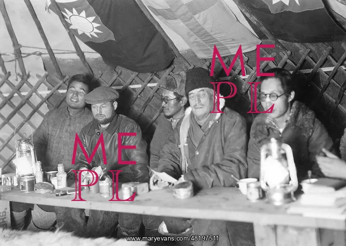 : Sven Hedin on his trip to Asia : Sven Hedin on his trip to Asia