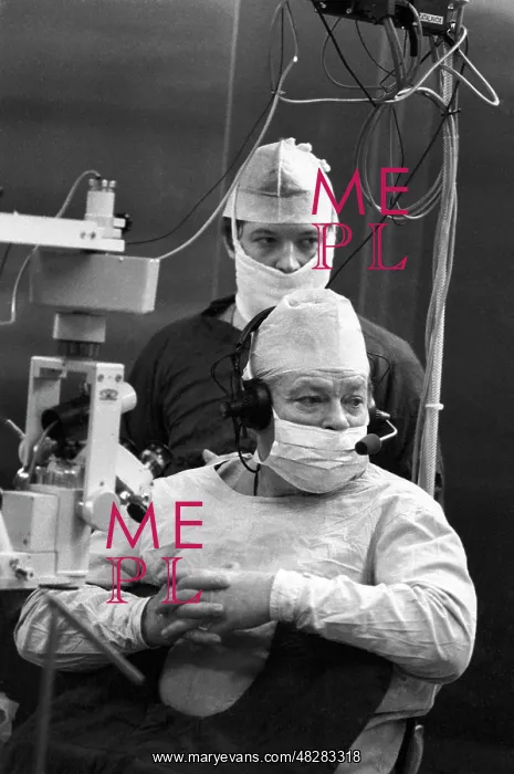  : Svyatoslav Fyodorov Eye Microsurgery State Institution, 1987