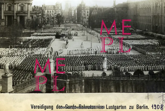 : Swearing in of recruits in Berlin, 1908 : Swearing in of recruits in Berlin, 1908