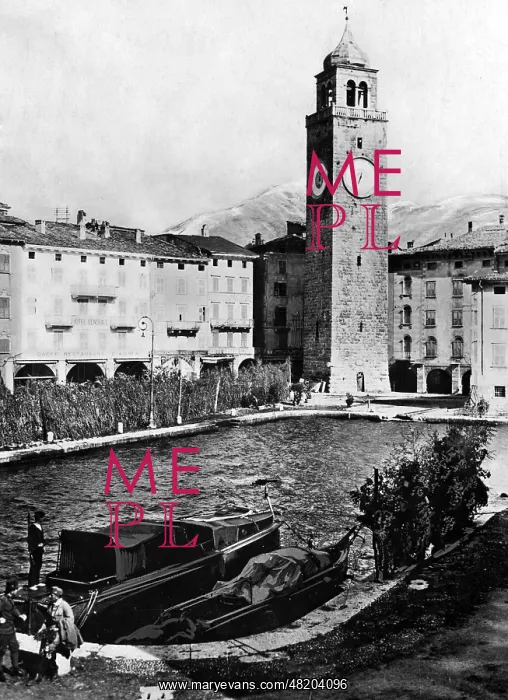 : Swift boats in Riva, 1918 : Swift boats in Riva, 1918