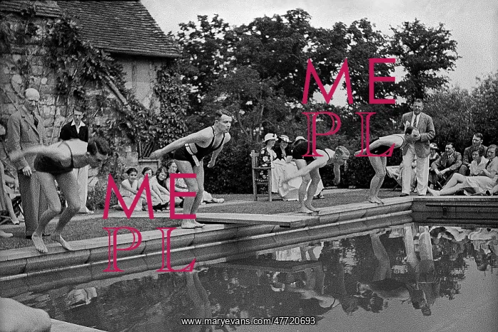 : Swimming competition : Swimming competition
