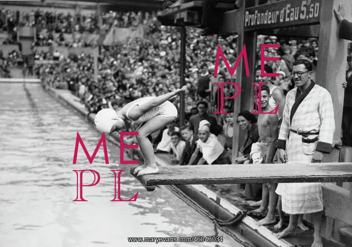 : Swimming competition c. 1930 : Swimming competition c. 1930