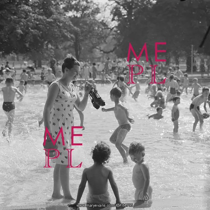 : Swimming Pool In Clissold Park : Swimming Pool In Clissold Park