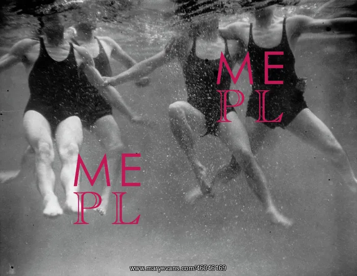 : Swimming underwater : Swimming underwater