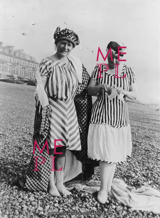 : Swimwear 1910 : Swimwear 1910