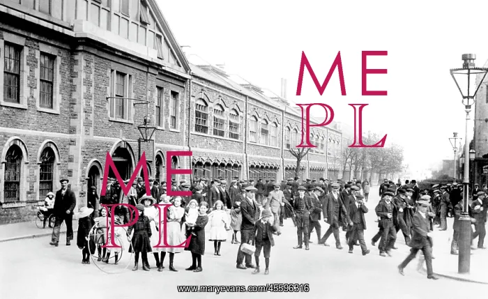 : Swindon, Men Leaving G.W.R. 1913