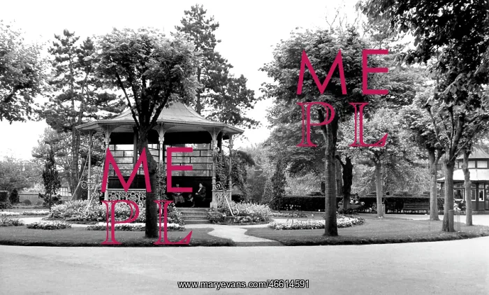  : Swindon, Town Gardens c1955