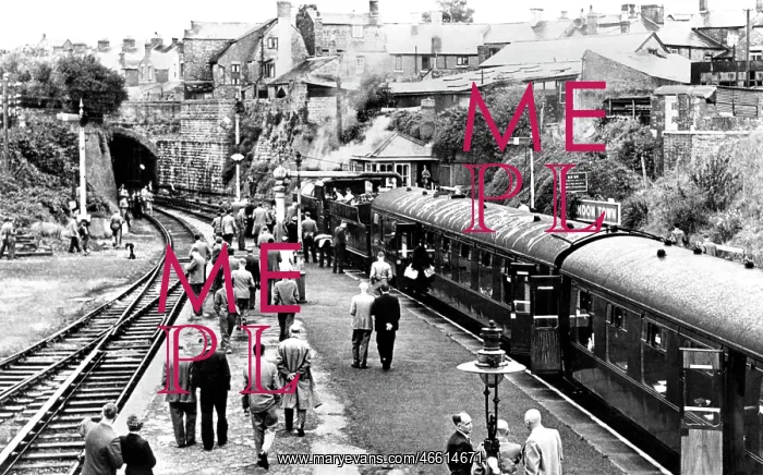  : Swindon, Town Station 1961