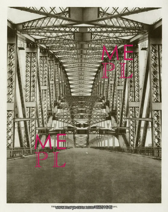  : Sydney Harbour Bridge: the finished arch