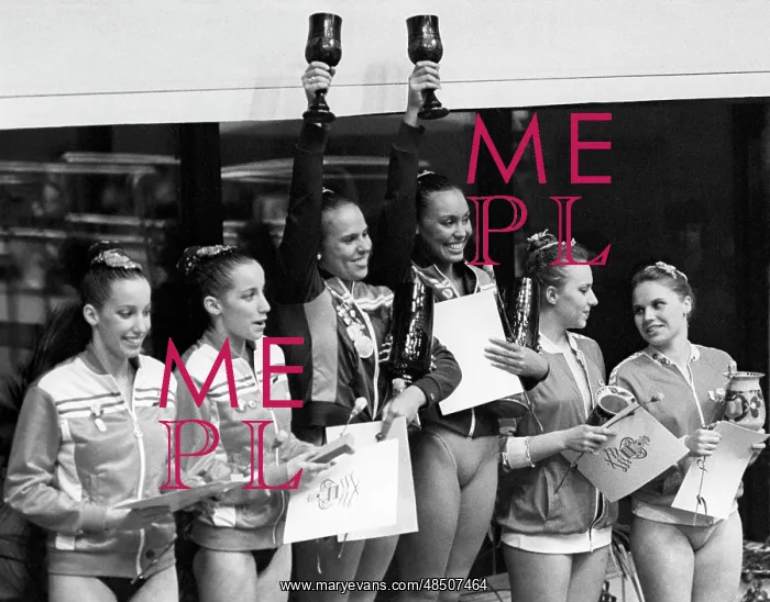 : Synchronized swimming competitions, 1982 : Synchronized swimming competitions, 1982