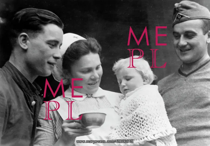 : Taking care of refugees from Alsace, 1940 : Taking care of refugees from Alsace, 1940