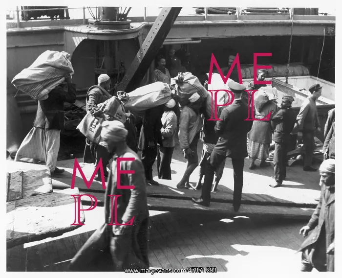  : TAKING ON MAIL / PORT SAID