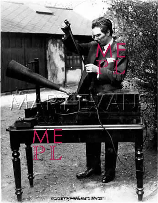 : TALKING MOVIE EQUIPMENT : TALKING MOVIE EQUIPMENT