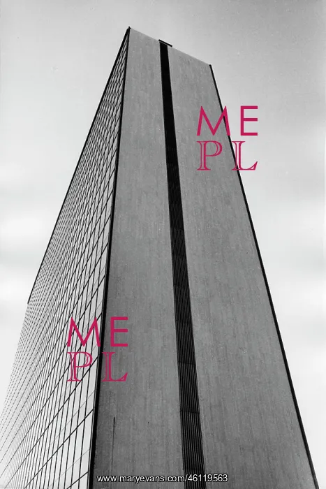 : Tall modern skyscraper building : Tall modern skyscraper building