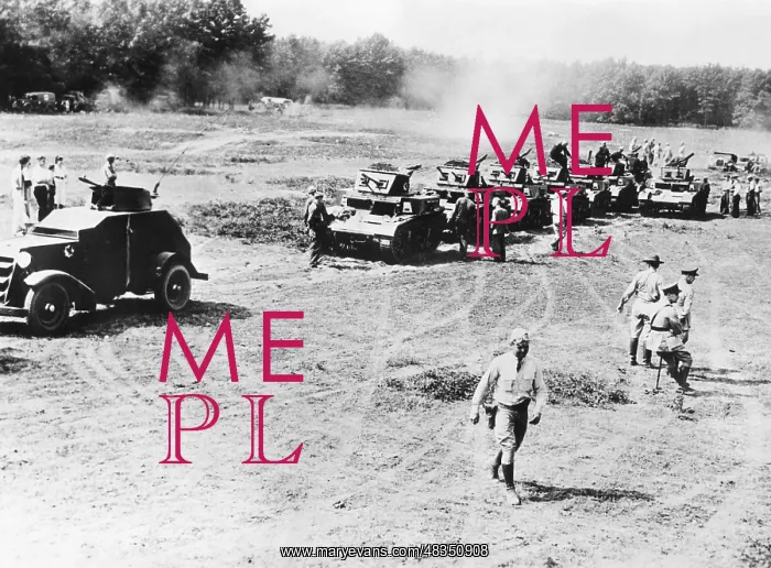 : Tank maneuver in America, 1936 : Tank maneuver in America, 1936