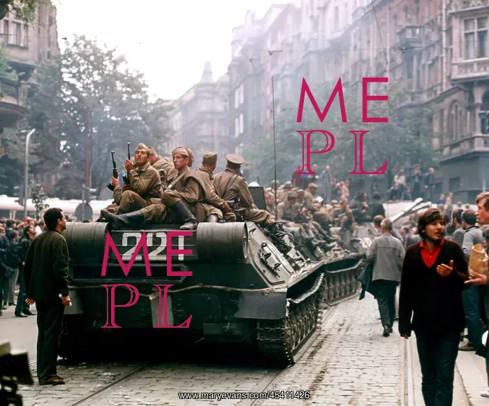 : Tank - protest - Prague : Tank - protest - Prague