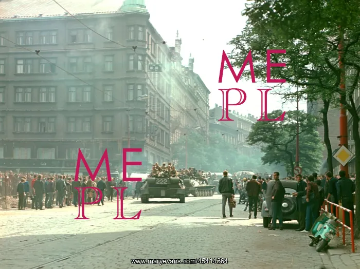 : Tank - protest - Prague : Tank - protest - Prague