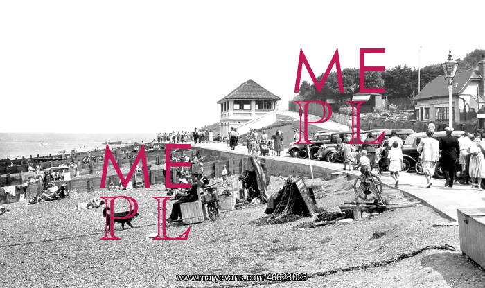  : Tankerton, the Beach c1955