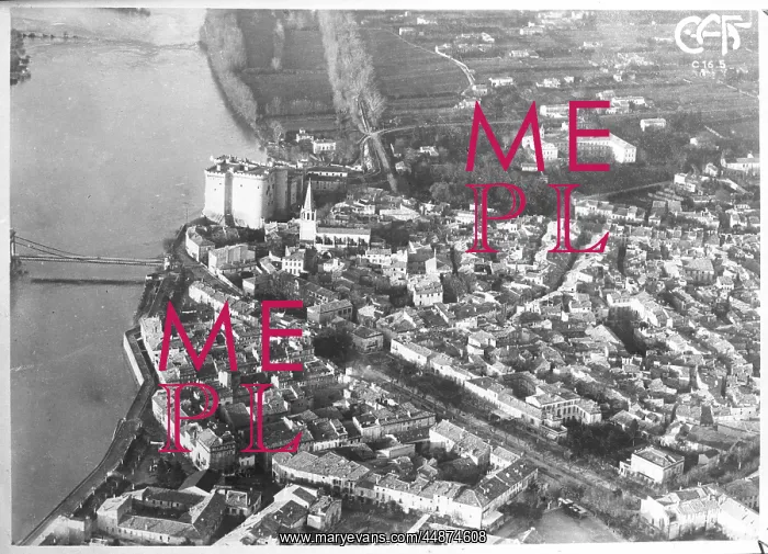 : TARASCON FROM THE AIR : TARASCON FROM THE AIR