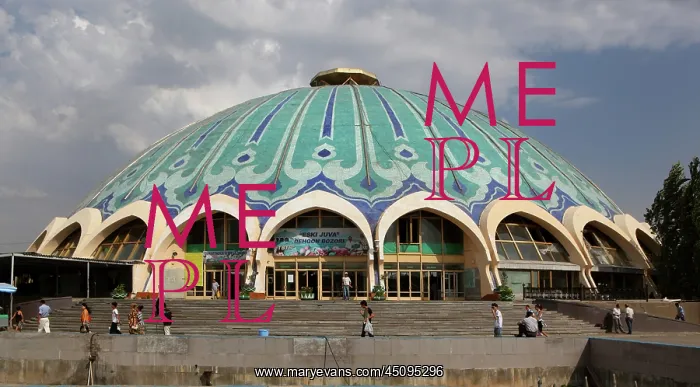 : Tashkent. Low angle view of the Eski Juva Bazaar : Tashkent. Low angle view of the Eski Juva Bazaar