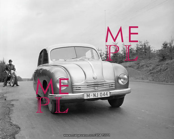 : Tatra 600. Czechoslovakia 1947, Tatraplan 600 produced by Tatra factory : Tatra 600. Czechoslovakia 1947, Tatraplan 600 produced by Tatra factory