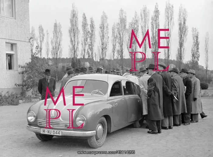 : Tatraplan - automobil Tatra 600 : Tatraplan - automobil Tatra 600