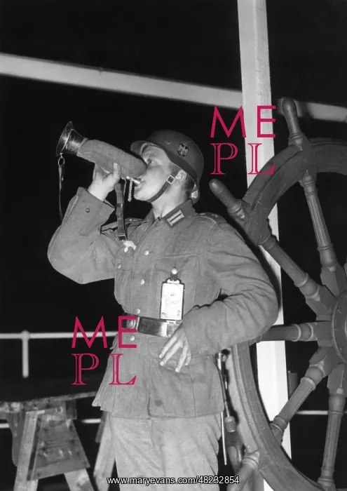 : Tattoo during a troop transport, 1937 : Tattoo during a troop transport, 1937