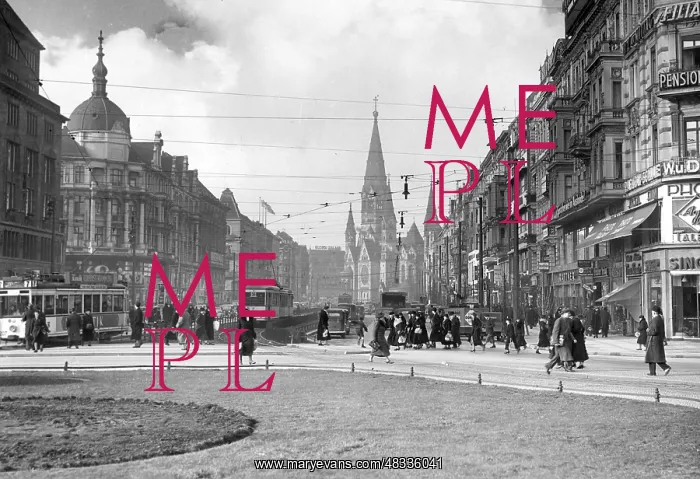 : Tauentzienstrasse in Berlin, 1938 : Tauentzienstrasse in Berlin, 1938